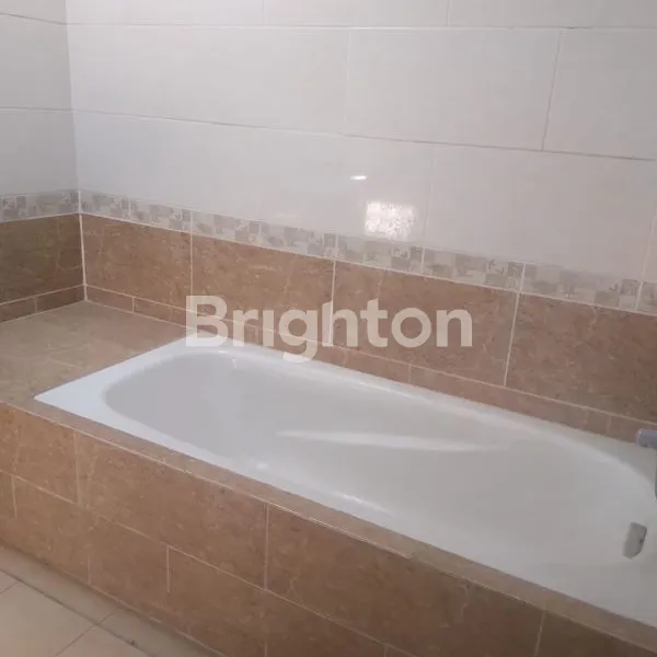 image RUMAH 2 LANTAI SIAP PAKAI DI SEMARANG BARAT (8)