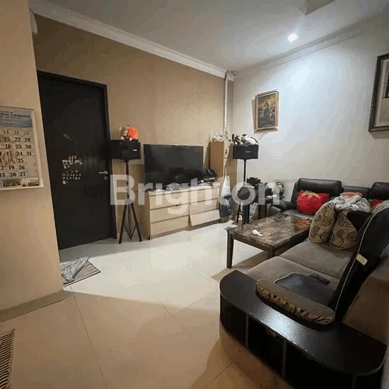 image RUMAH SEMI FURNISHED 3,5 LT MANGGA DUA, JAKPUS (2)