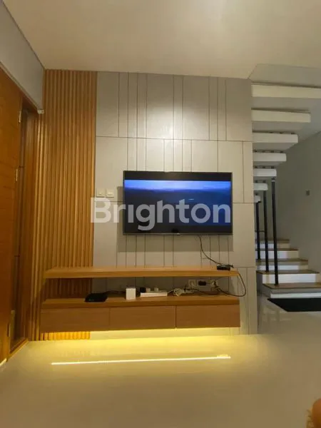 image RUMAH BAGUS CIRENDEU (3)