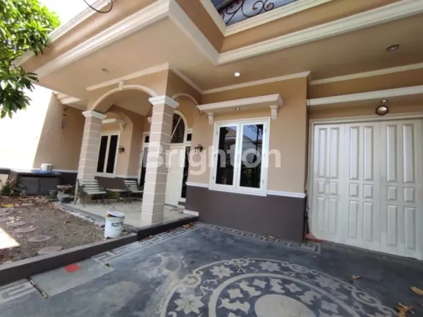 image RUMAH SECOND SIAP HUNI DI GALAXY BUMI PERMAI ARAYA, SURABAYA TIMUR (2)