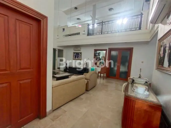 image RUMAH 2,5 LANTAI DHARMAHUSADA INDAH DEKAT GALAXY MALL (3)