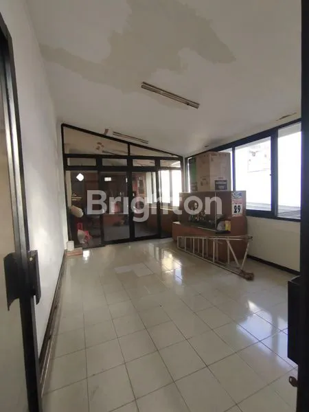 image RUMAH 2,5 LANTAI DHARMAHUSADA INDAH DEKAT GALAXY MALL (6)