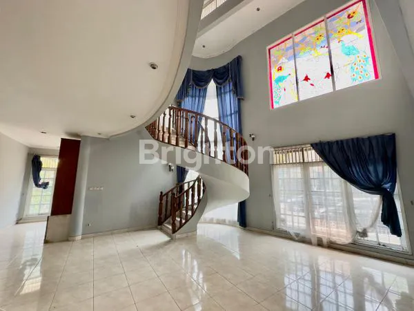 image RUMAH BESAR JL. MANDAR PERUMAHAN BINTARO JAYA SEKTOR 3 (4)