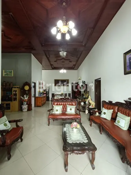 image RUMAH CLASSIC STYLE FULLY FURNISHED (4)