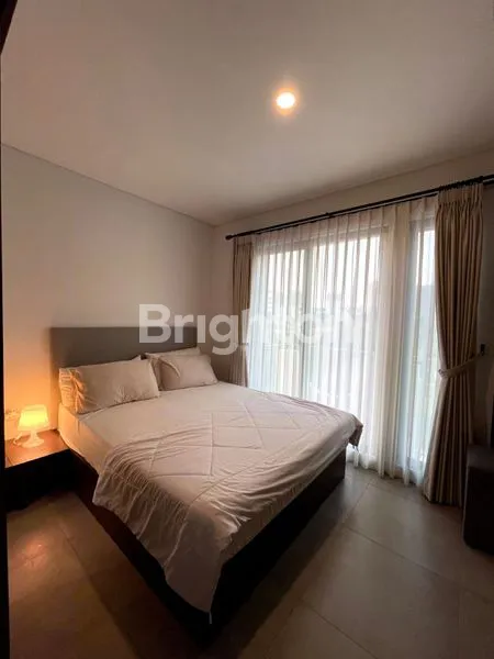 image RUMAH 2 LANTAI FULLY FURNISH CLUSTER FREJA BSD  (1)