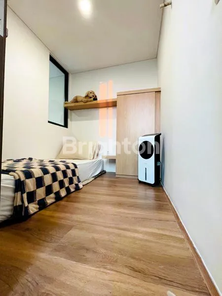 image RUMAH 2 LANTAI FULLY FURNISH CLUSTER FREJA BSD  (2)