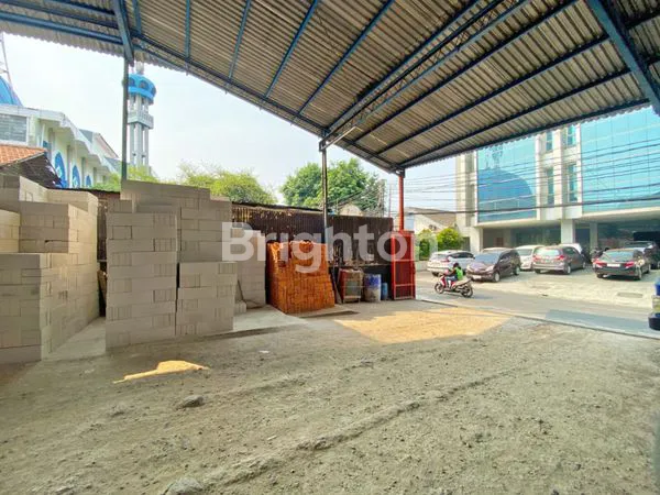 image CEPAT STRATEGIS LOKASI RAMAI SANGAT BAGUS UNTUK USAHA DI TEBET JAKARTA SELATAN  (8)