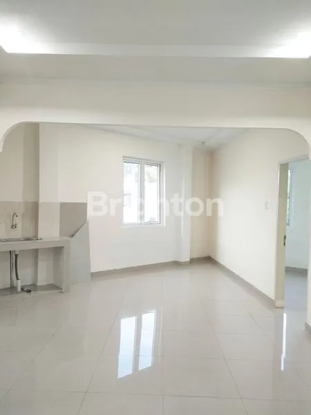 image RUMAH / RUKO HOOK LUAS INTI KOTA. JL. JAMBI - JL. GB. JOSHUA. JALAN KAKI KE SEKOLAH SUTOMO 1 (8)
