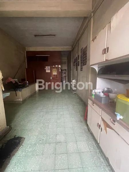 image RUKO STRATEGIS DI PINGGIR JALAN BESAR K. L YOS SUDARSO (4)