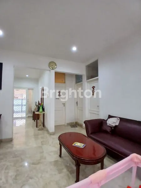 image RUMAH BAGUS DI KOMPLEK TANJUNG BARAT INDAH (5)