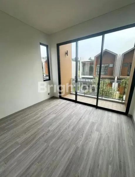 image RUMAH HOEK DI THE SANCTUARY COLLECTION (2)