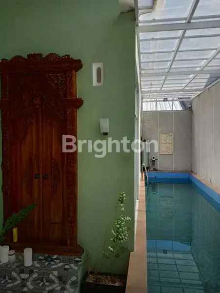 image RUMAH MINIMALIS ADA MINI SWIMMING POOL DAN FURNITURE DI BEKASI TIMUR REGENSI (3)