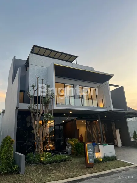 image RUMAH MEWAH DI CITRALAND DEKAT MANA SAJA (8)