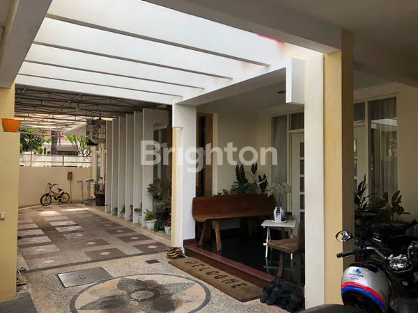 image RUMAH HOOK 2 LANTAI MINIMALIS MODERN,BABATAN PRATAMA (2)