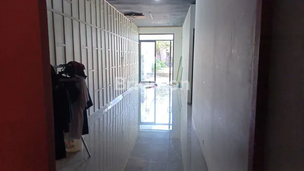 image TANAH BONUS BANGUNAN LOKASI PINGGIR JALAN UTAMA BY PASS NGURAH RAI (6)