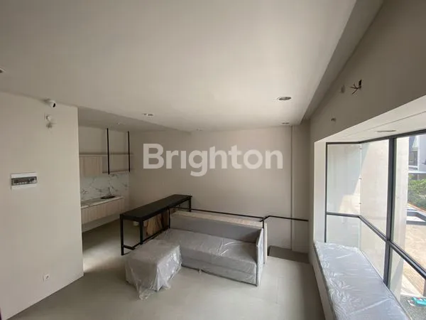 image RUMAH TABEBUYA CLUSTER IMPRESAHAUS 3 LANTAI BSD CITY TANGERANG (4)