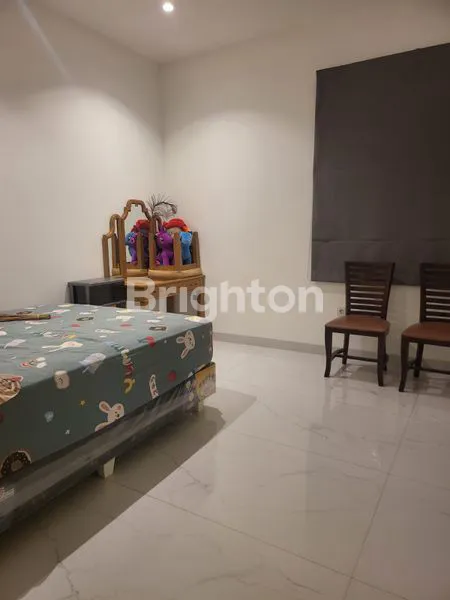 image RUMAH TINGGAL DI KAWASAN BISNIS, ADA KIOS DISEBELAH RUMAH (4)