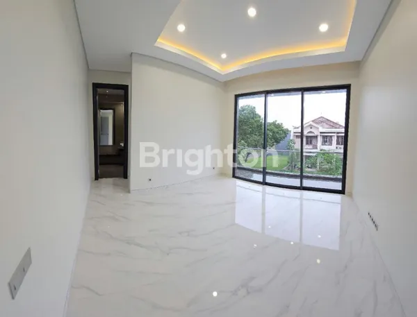 image RUMAH MODERN 2.5 LANTAI SEMI FURNISH DEKAT G-WALK CITRALAND TAMAN GOLF SURABAYA BARAT (5)