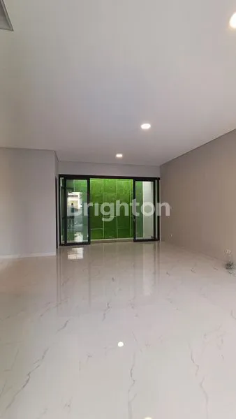 image RUMAH BARU SUNRISE GARDEN JAKARTA BARAT (2)