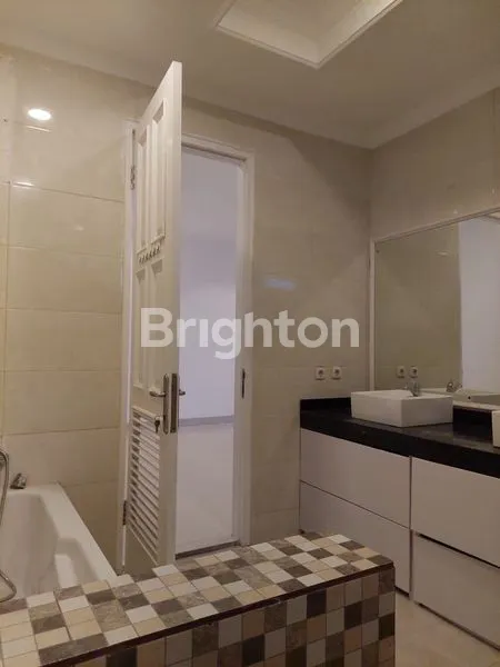 image HOT DEAL RUMAH MEWAH CILANDAK KKO  (7)