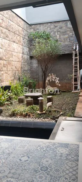 image RUMAH 3 LANTAI STRATEGIS DAERAH GREEN MANSION JAKARTA BARAT (5)