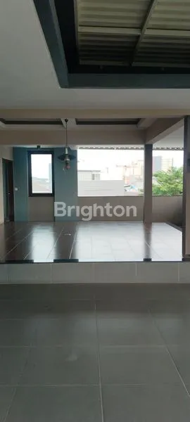 image RUMAH 3 LANTAI STRATEGIS DAERAH GREEN MANSION JAKARTA BARAT (8)