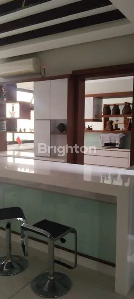 image RUMAH 3 LANTAI STRATEGIS DAERAH GREEN MANSION JAKARTA BARAT (4)