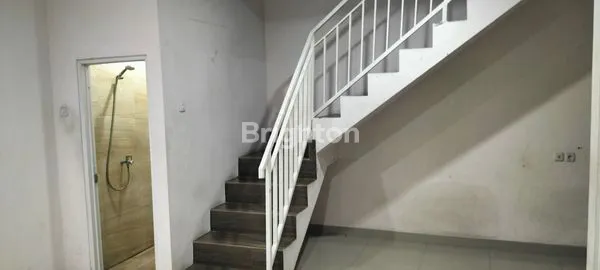 image RUMAH CLUSTER MODERN 2 LANTAI STRATEGIS DEKAT PASKAL HYPERSQUARE (4)