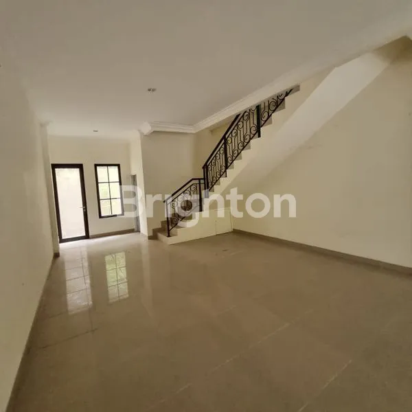 image RUKO ORCHAD WALK (3)