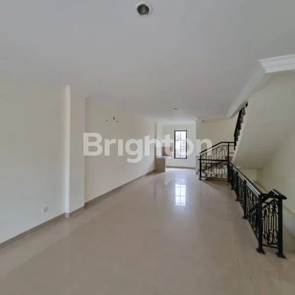 image RUKO ORCHAD WALK (4)