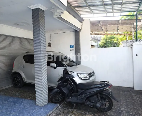 image RUMAH 1.5 LANTAI LOKASI STRATEGIS DEKAT PAKUWON MALL DI SIMPANG DARMO (8)
