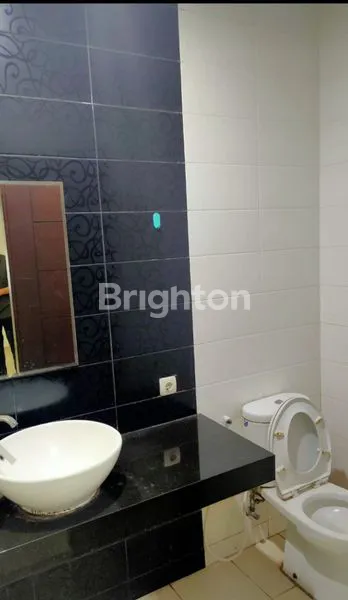 image RUMAH TERAWAT 2 LANTAI SUASANA SEJUK DI PONDOK HIJAU PERMAI (5)