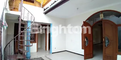 image RUMAH MEWAH DAN TERAWAT DI SATELIT (4)