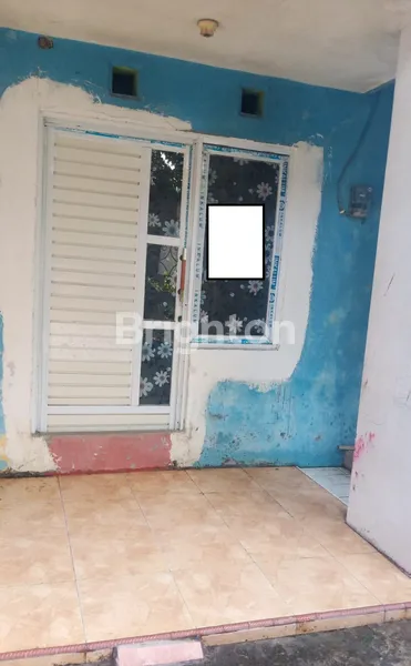 image RUMAH 1 LANTAI DI PERUM GRAHA MENGANTI 2 GRESIK  (2)