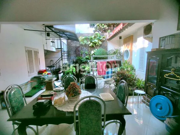 image RUMAH BESAR DI PERMATA JINGGA, SUHAT MALANG (4)