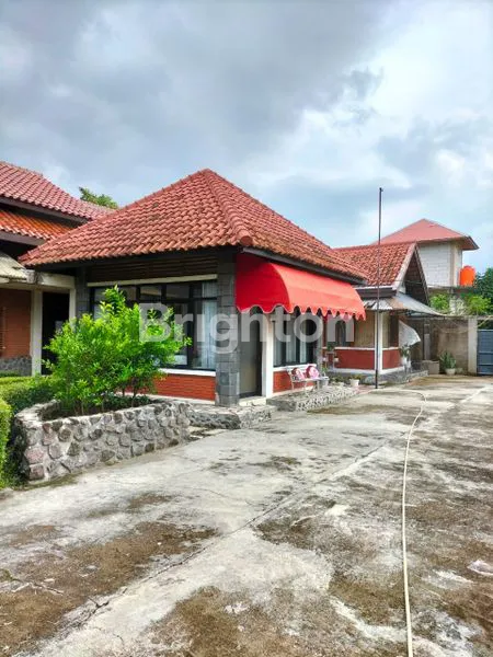 VILA CANTIK BERSIH ASRI