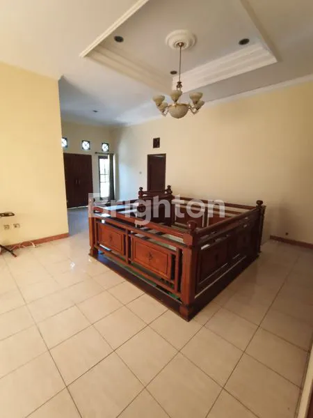 image RUMAH TENGAH KOTA AREA PUCANG GUBENG KERTAJAYA  (5)