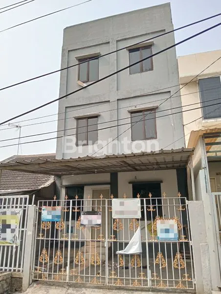 image RUMAH 3 LANTAI COCOK UNTUK KOST JELAMBAR (1)