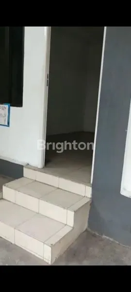 image RUMAH 3 LANTAI COCOK UNTUK KOST JELAMBAR (2)