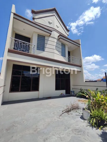 image RUMAH DAN RUKO RAYA BRATANG GEDE AREA SUPER STRATEGIS  (2)