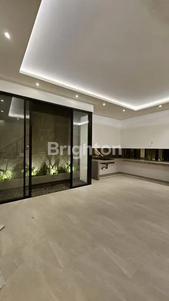 image RUMAH BANGUNAN BARU 3,5 LANTAI DI SUNTER AGUNG PERMAI JAKARTA UTARA (3)