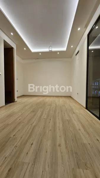 image RUMAH BANGUNAN BARU 3,5 LANTAI DI SUNTER AGUNG PERMAI JAKARTA UTARA (5)