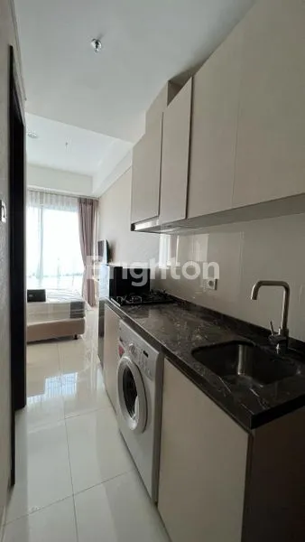 image DISEWA APARTEMEN PURI MANSION TOWER DIAMOND, JAKARTA BARAT VIEW KOLAM RENANG (6)