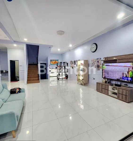 image RUMAH MEWAH FULL FURNISH DI JAGAKARSA (7)