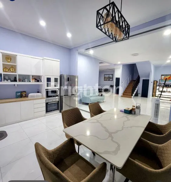 image RUMAH MEWAH FULL FURNISH DI JAGAKARSA (1)