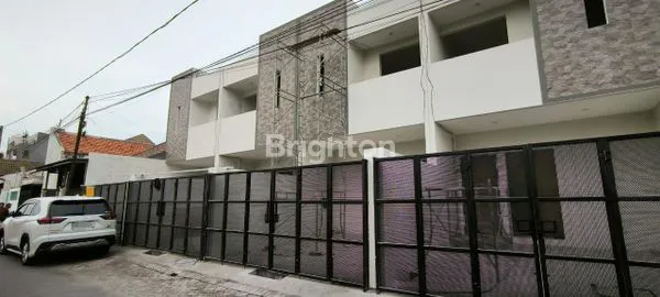 image READY 4 UNIT RUMAH BARU LOKASI 300 MTR DARI RAYA KENJERAN (1)