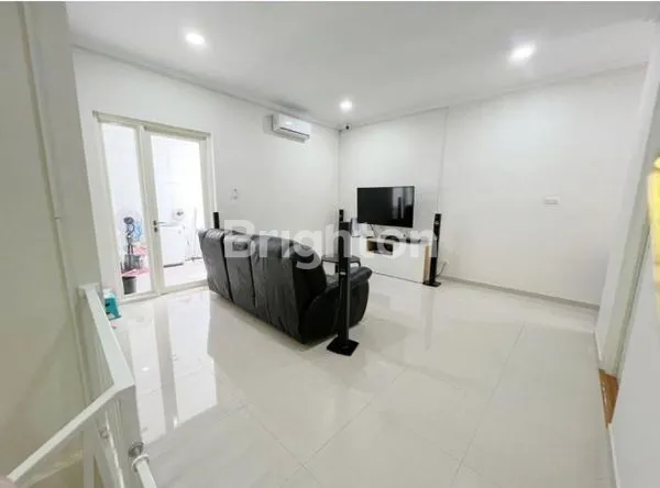 image RUMAH SUTOREJO UTARA, MODERN MINIMALIS, SIAP HUNI. SURABAYA TIMUR (4)