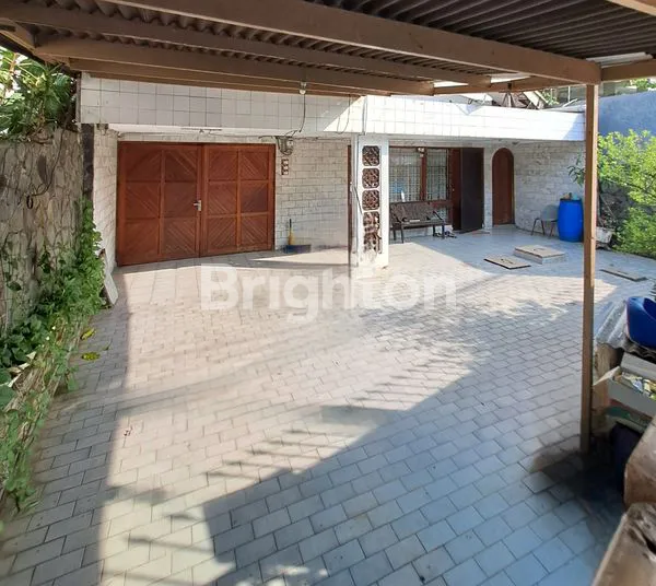 image RUMAH TUA KARTINI  UK 11X42 SHM JAKARTA PUSAT (1)