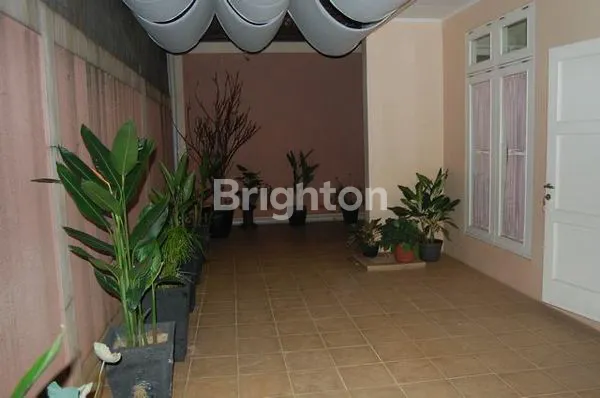 image RUMAH RAPI DAN BAGUS CLUSTER BERYL GADING SERPONG  (5)