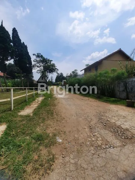 image TANAH PREMIUM 300M² PINGGIR JALAN RAYA TANGKUPAN PERAHU LEMBANG (5)